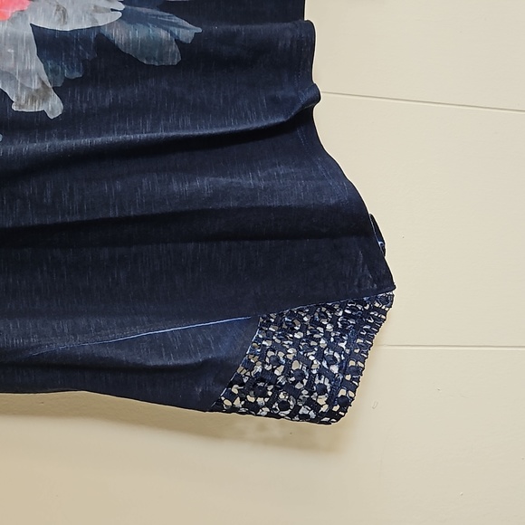 Womens Blue Flowered Shirt Pull-Over Time and Tru Size XXL (20) T13 - Picture 2 of 6